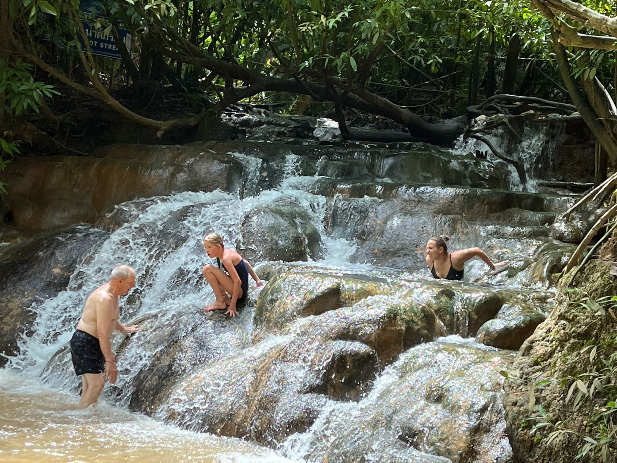 Drie generaties op vakantie naar Thailand
