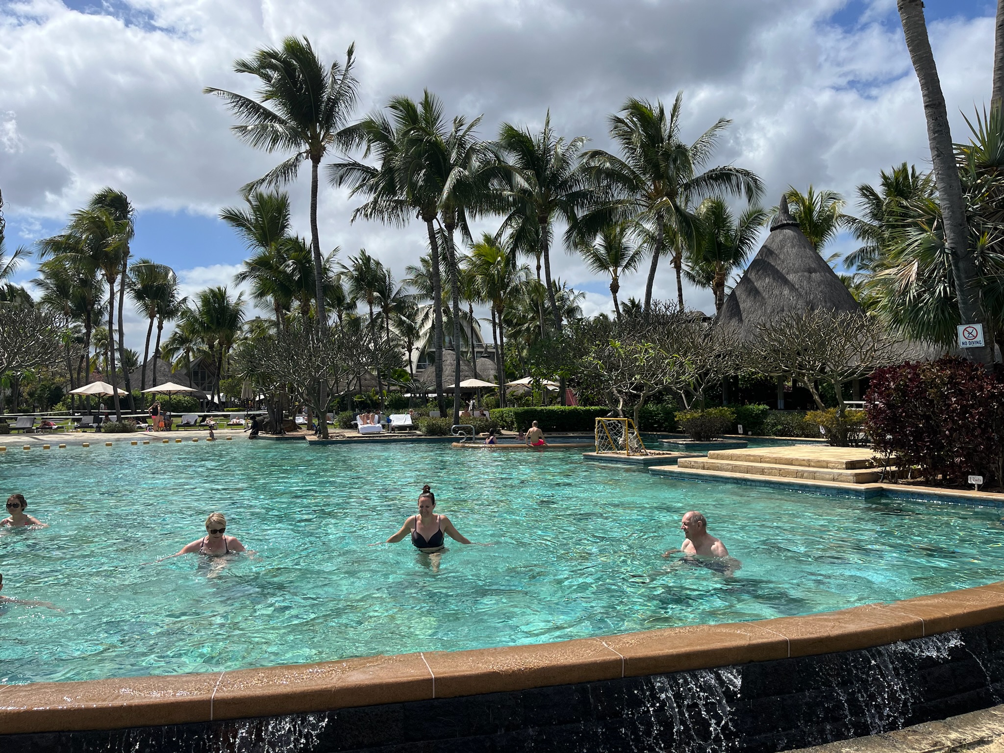 Luxe familieresorts aan het flic flac strand Mauritius